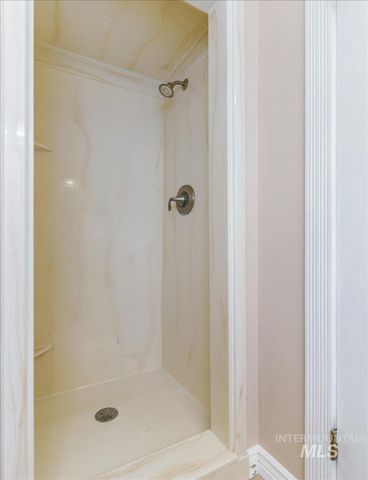 1398 Santa Anita Ave, Pocatello, ID 83201