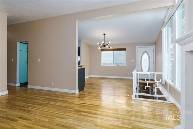 1398 Santa Anita Ave, Pocatello, ID 83201