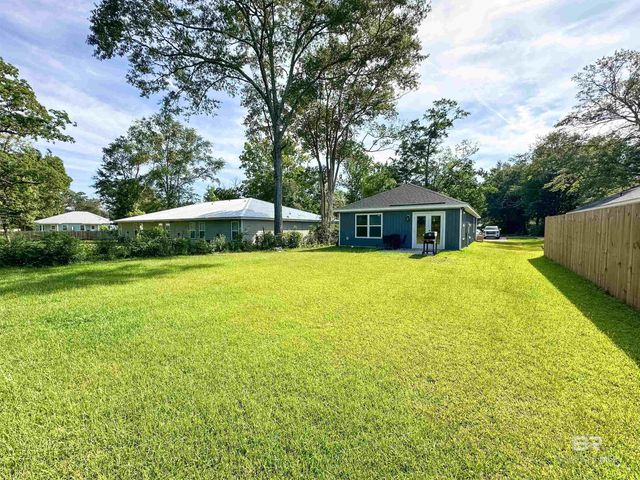 22779 Racine Street, Robertsdale, AL 36567