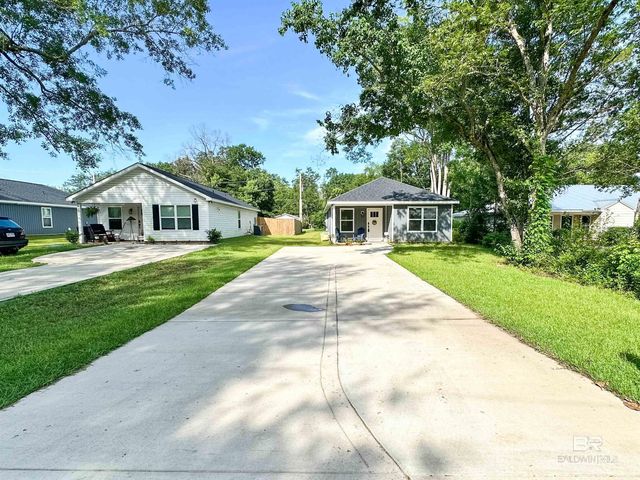 22779 Racine Street, Robertsdale, AL 36567