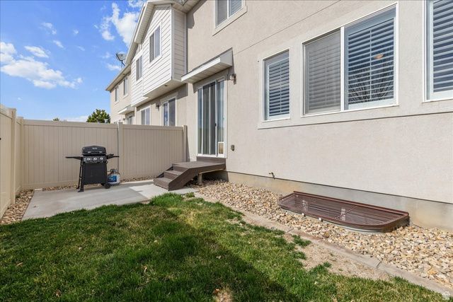 3811 N PRAIRIE GRASS DR, Lehi, UT 84048