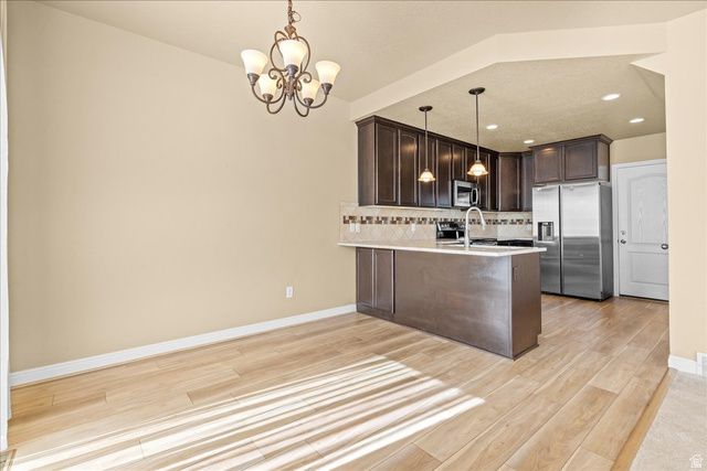 3811 N PRAIRIE GRASS DR, Lehi, UT 84048