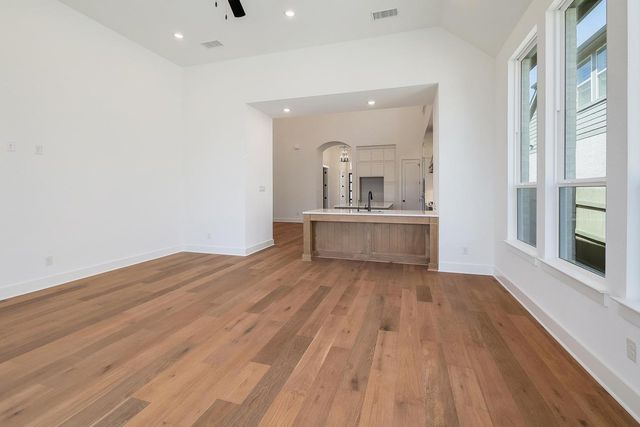 109 Poole LN, Liberty Hill, TX 78642