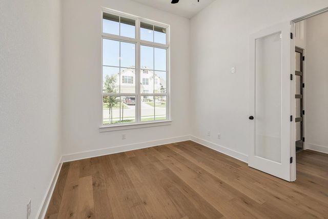 109 Poole LN, Liberty Hill, TX 78642