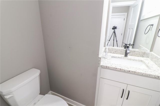 1225 Hillmann Lane, Warrensburg, MO 64093