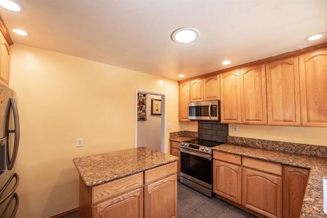 5983 Lauder St, San Diego, CA 92139