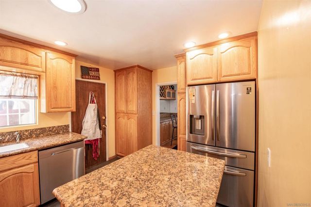 5983 Lauder St, San Diego, CA 92139