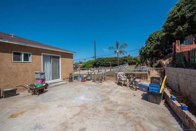 5983 Lauder St, San Diego, CA 92139