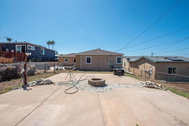 5983 Lauder St, San Diego, CA 92139