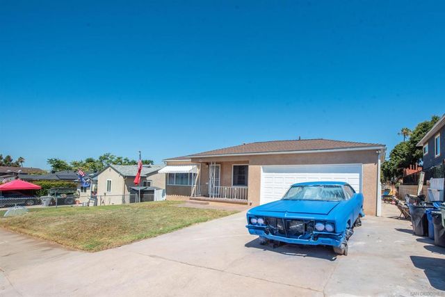 5983 Lauder St, San Diego, CA 92139