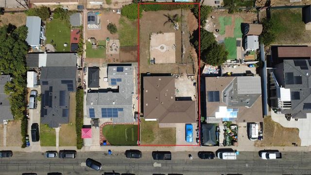 5983 Lauder St, San Diego, CA 92139