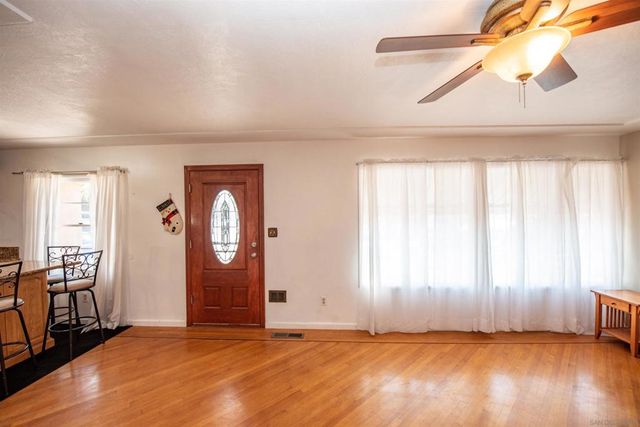 5983 Lauder St, San Diego, CA 92139