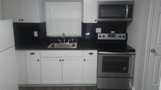 1410 Joplin Street, Haltom City, TX 76117