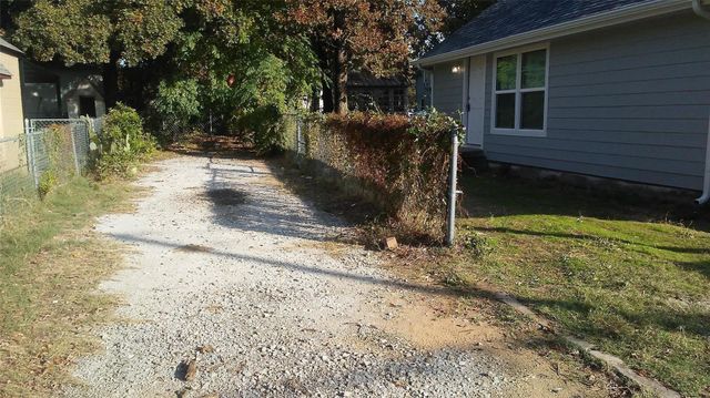 1410 Joplin Street, Haltom City, TX 76117