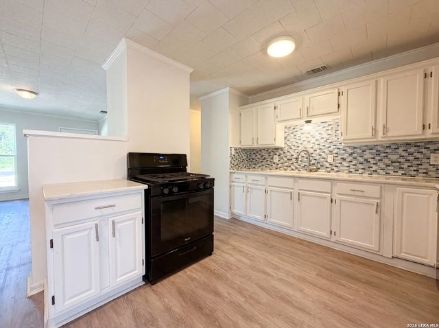 7627 Glen Fls, San Antonio, TX 78239