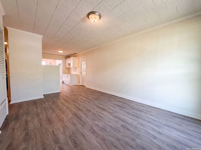 7627 Glen Fls, San Antonio, TX 78239