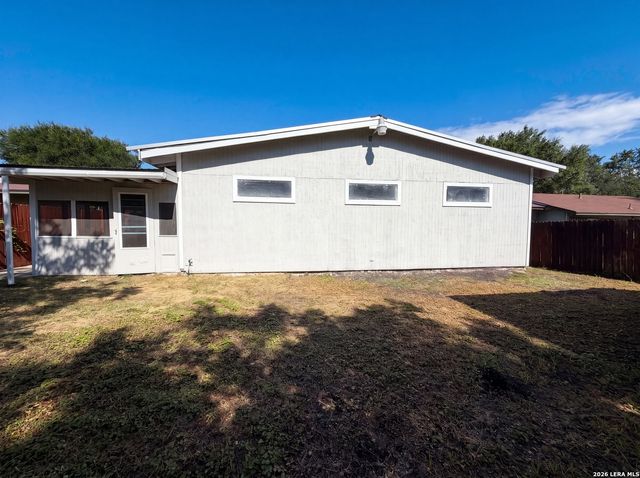 7627 Glen Fls, San Antonio, TX 78239