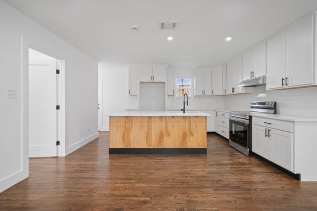 2823 Cherrywood Avenue, Dallas, TX 75235
