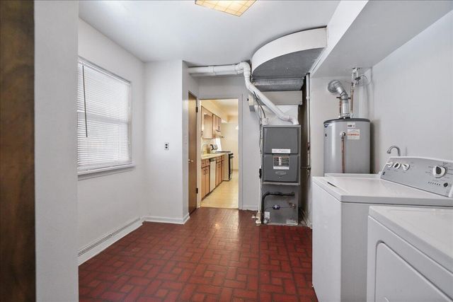 241 E 11th Place, Hobart, IN 46342