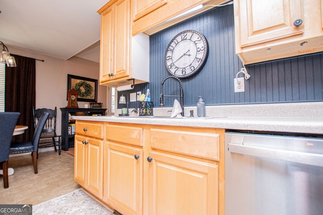 145 Garden Walk, Bremen, GA 30110