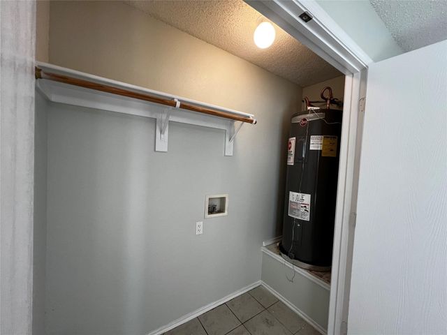 7582 Kings Trail, Fort Worth, TX 76133