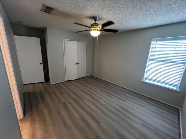 7582 Kings Trail, Fort Worth, TX 76133