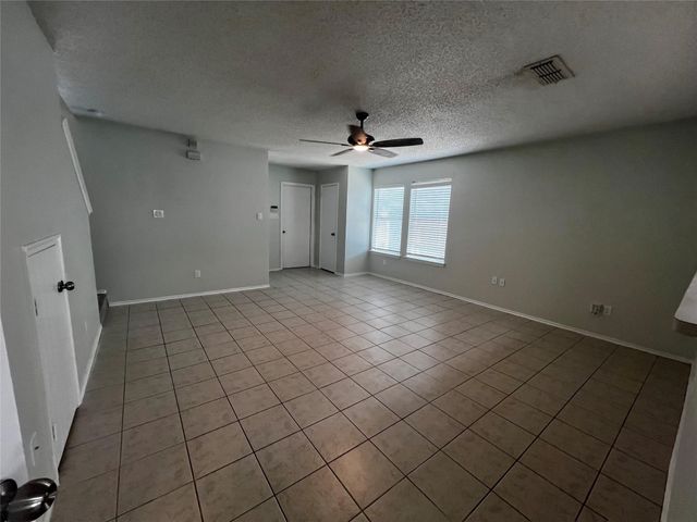7582 Kings Trail, Fort Worth, TX 76133