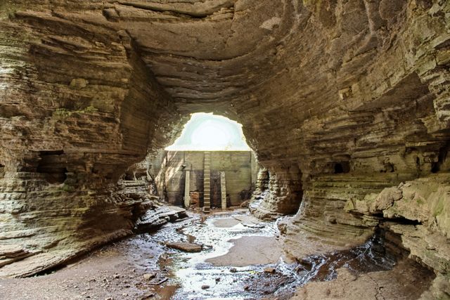 299 Natural Bridge Park Rd, Waynesboro, TN 38485