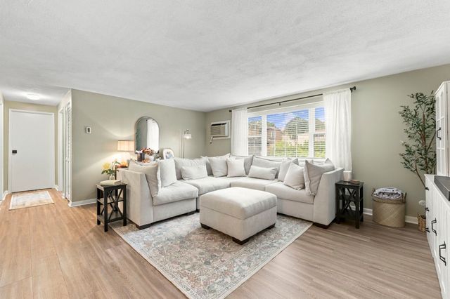 56 Coffey Street 10, Boston, MA 02122