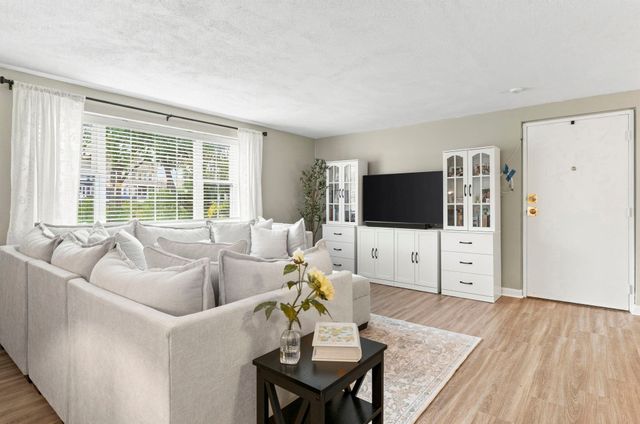 56 Coffey Street 10, Boston, MA 02122