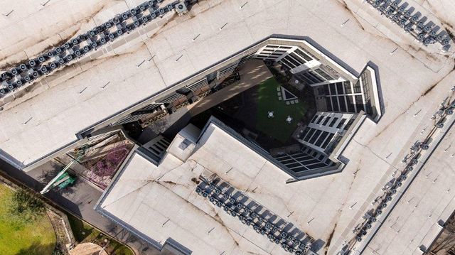 800 Embassy DR 413, Austin, TX 78702