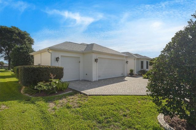 1527 GOLDEN RIDGE DRIVE, The Villages, FL 32162