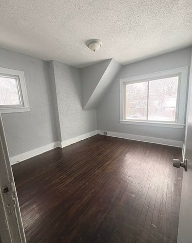 16583 Archdale, Detroit City, MI 48235