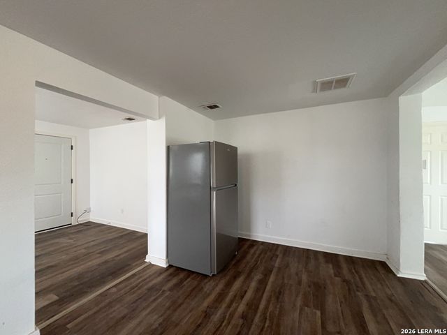 1142 W VILLARET BLVD, San Antonio, TX 78224