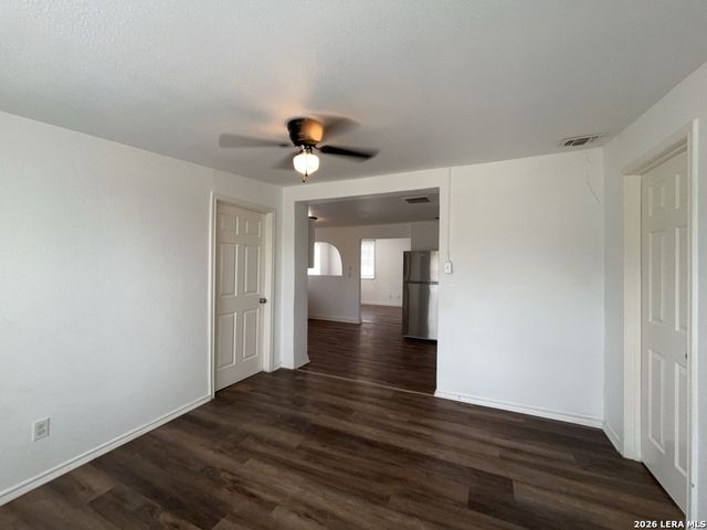 1142 W VILLARET BLVD, San Antonio, TX 78224