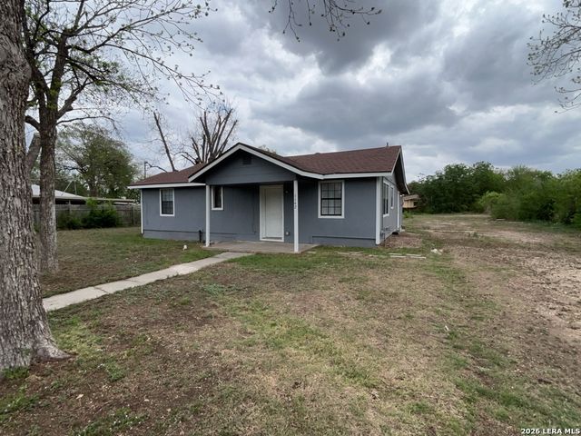 1142 W VILLARET BLVD, San Antonio, TX 78224