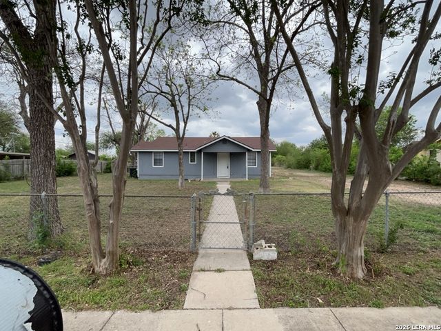 1142 W VILLARET BLVD, San Antonio, TX 78224