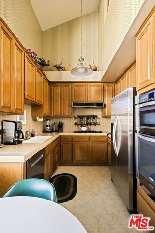 2663 Centinela Avenue 501, Santa Monica, CA 90405