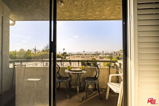 2663 Centinela Avenue 501, Santa Monica, CA 90405
