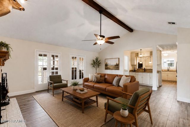 101 Pigeon Loop, Lafayette, LA 70508