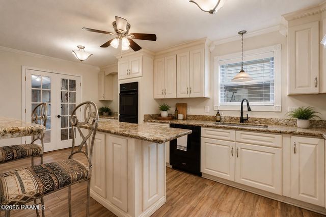101 Pigeon Loop, Lafayette, LA 70508