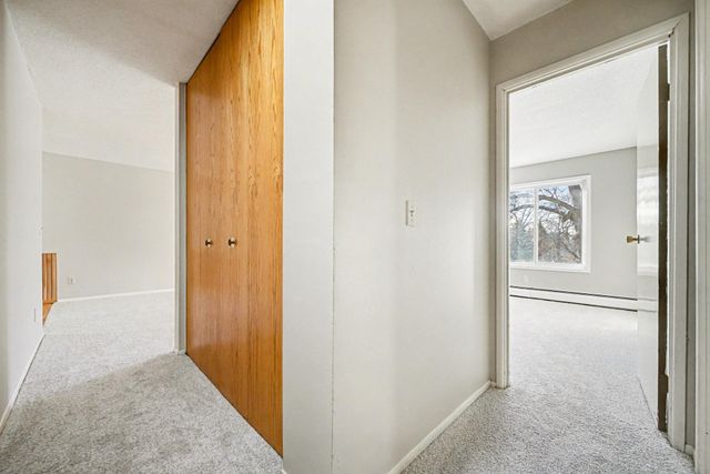 183 Little Canada Road E 302, Little Canada, MN 55117