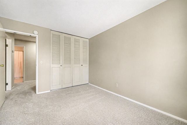 183 Little Canada Road E 302, Little Canada, MN 55117