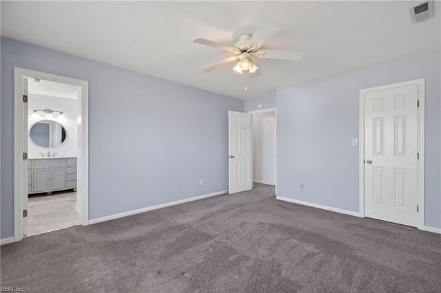 809 Kemp Meadow DR, Chesapeake, VA 23320