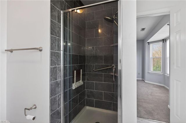 809 Kemp Meadow DR, Chesapeake, VA 23320