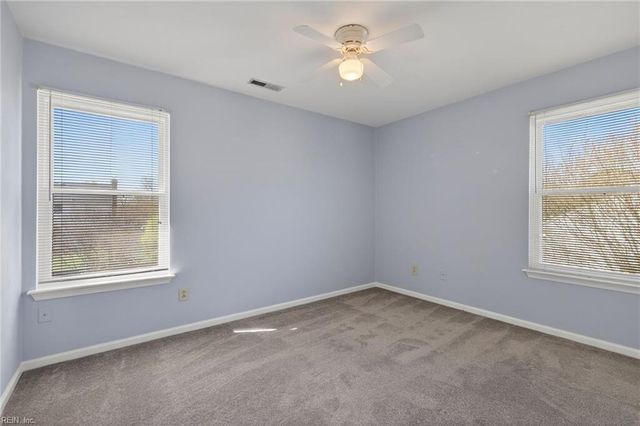 809 Kemp Meadow DR, Chesapeake, VA 23320