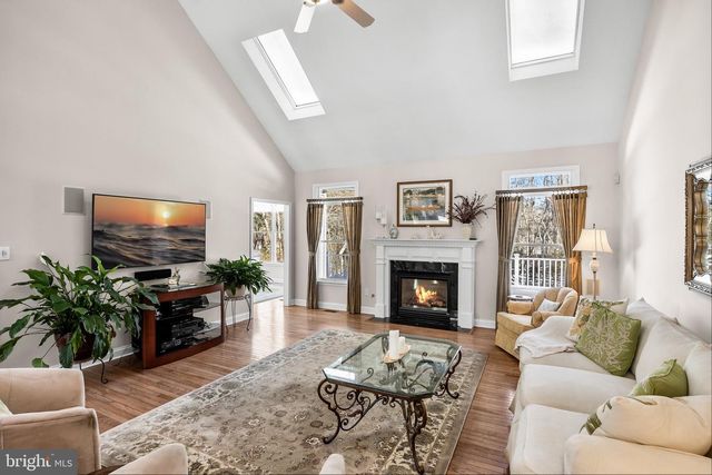 19 BIG LOOK TRL, Medford, NJ 08055