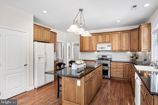 19 BIG LOOK TRL, Medford, NJ 08055