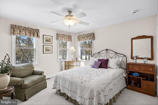 19 BIG LOOK TRL, Medford, NJ 08055