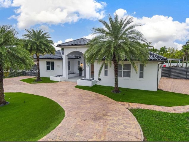 11390 SW 30th Street, Miami, FL 33165